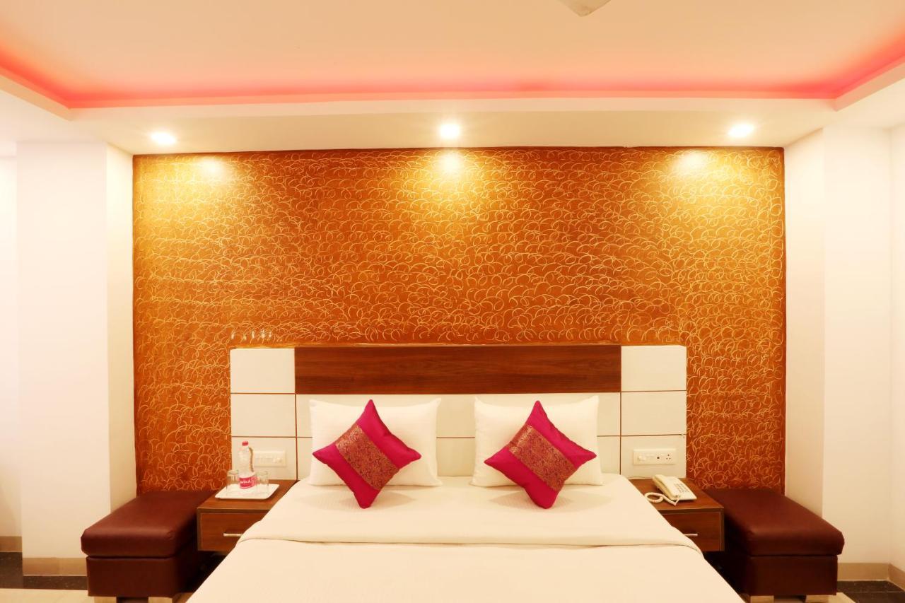 Hotel Airport Star Neu-Delhi Exterior foto
